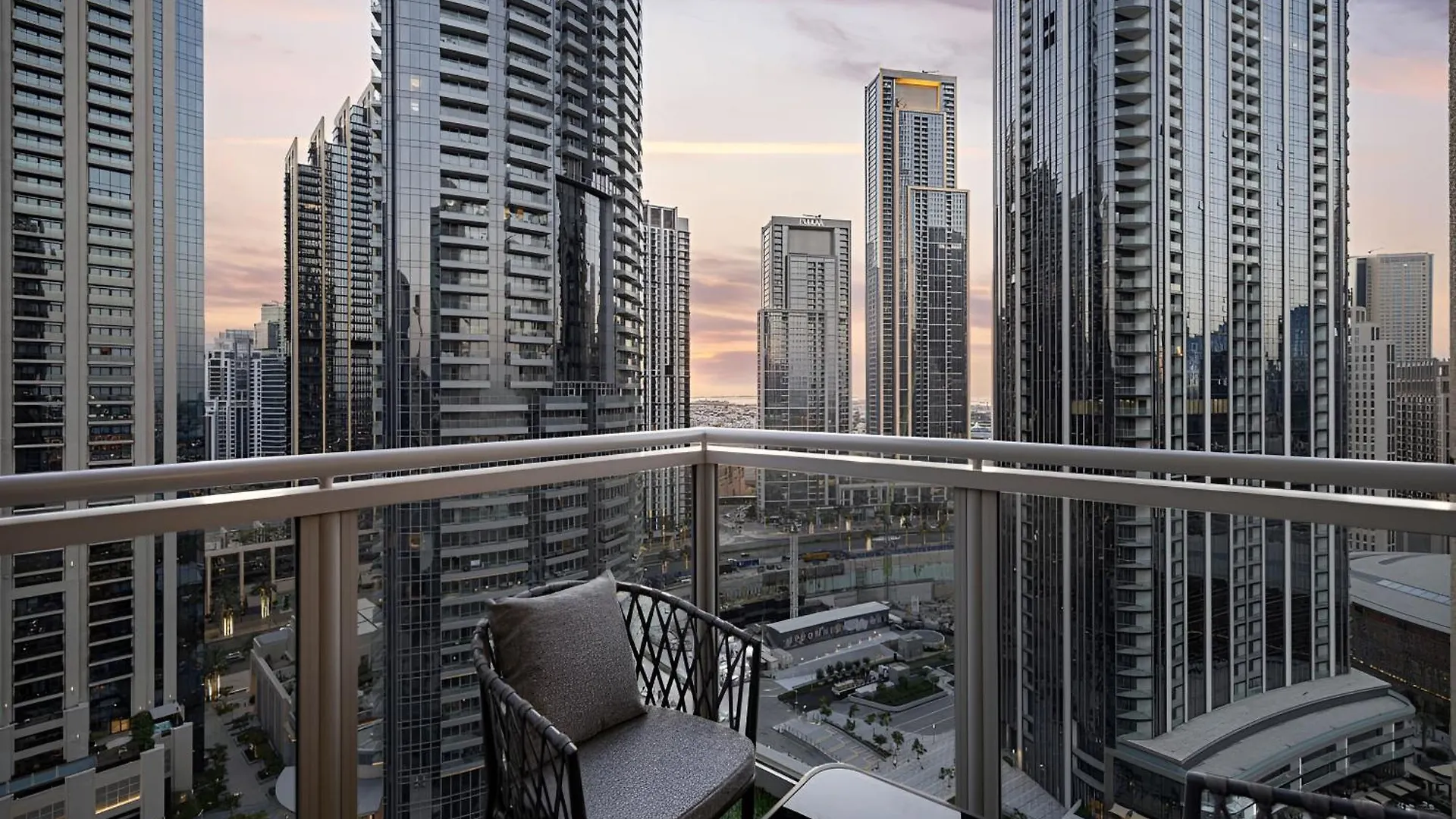 Apartment Best Location In Downtown Dubai