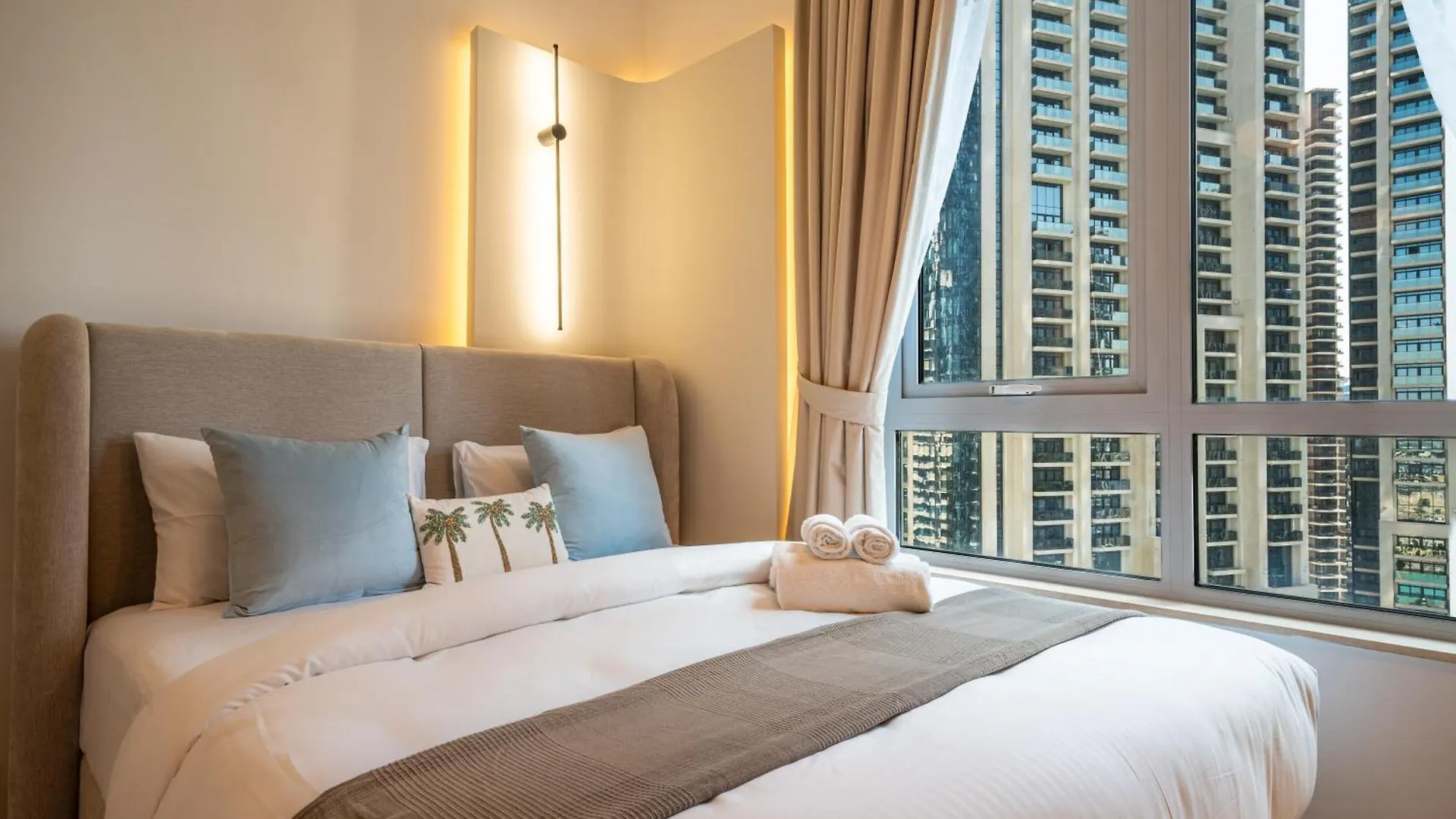 Best Location In Downtown Dubai 0*,