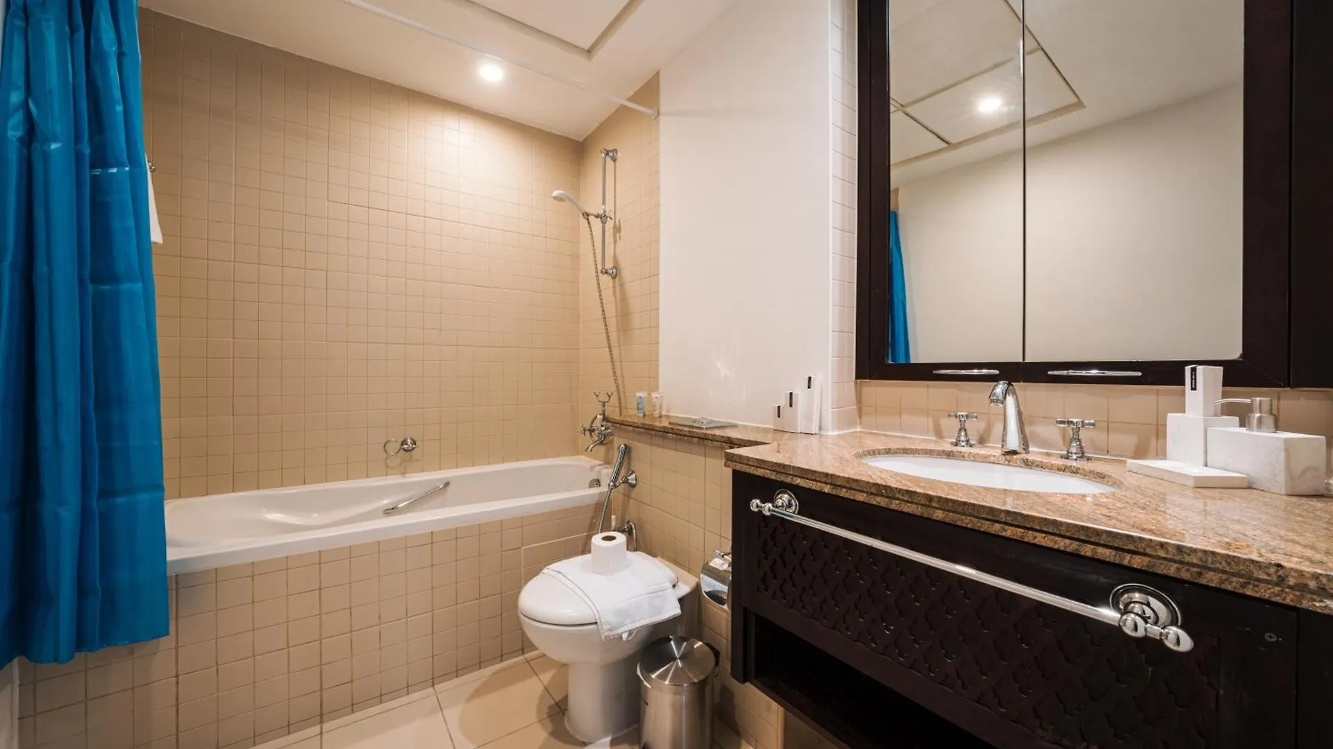 Best Location In Downtown Dubai Apartment